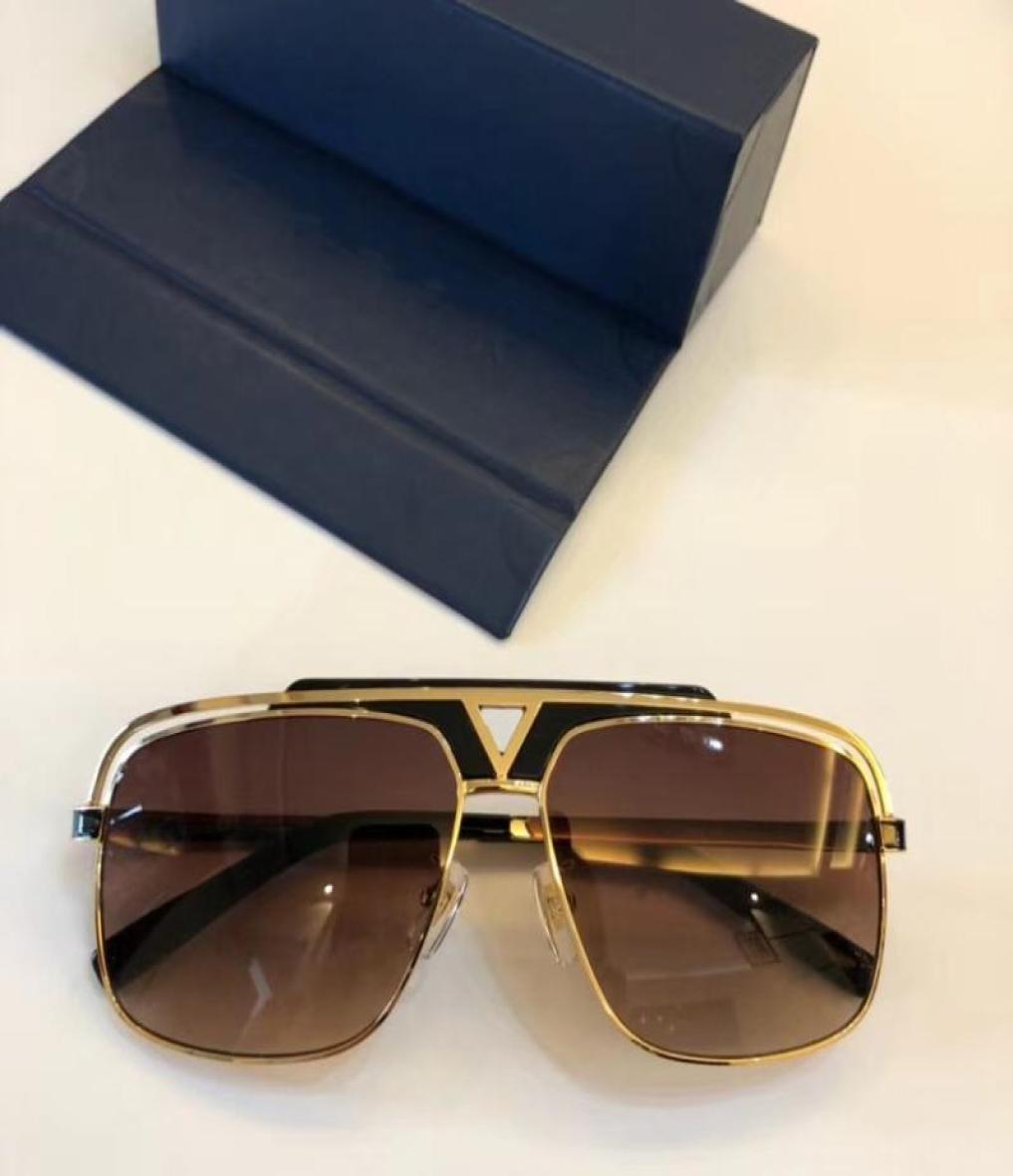 Luxurybrand designer sunglasses for men women sunglasses metal frame 1040 outdoor summer style glasses top quality antiUV 400 le7422285
Luxurybrand designer sunglasses for men women sunglasses metal frame 1040 outdoor summer style glasses top quality antiUV 400 le7422285