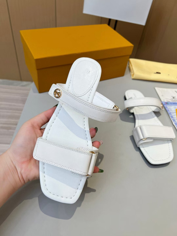 Designer Slides Sandals Women Fashion Platform Embroidered Letter Canvas Slippers Chunky Sandal Thick Bottom Famous Slide Slipper Rubber 0401, 06
Designer Slides Sandals Women Fashion Platform Embroidered Letter Canvas Slippers Chunky Sandal Thick Bottom Famous Slide Slipper Rubber 0401, 06