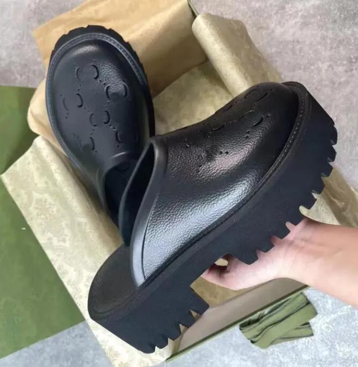 Quality Sandals Luxury Platform Slide Hollow Pattern Slippers Transparent Materials Sandal Rubber Flats Slipper Flip Flops Wholsale, Color 7
Quality Sandals Luxury Platform Slide Hollow Pattern Slippers Transparent Materials Sandal Rubber Flats Slipper Flip Flops Wholsale, Color 7