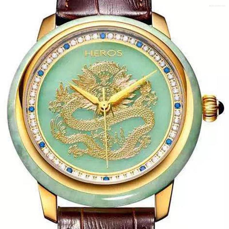 Wristwatches Gift Jade Watch Men Automatic Mechanical Couple Watches Man Top Dial Through-Bottom Chinese Style Lovers Women
Wristwatches Gift Jade Watch Men Automatic Mechanical Couple Watches Man Top Dial Through-Bottom Chinese Style Lovers Women