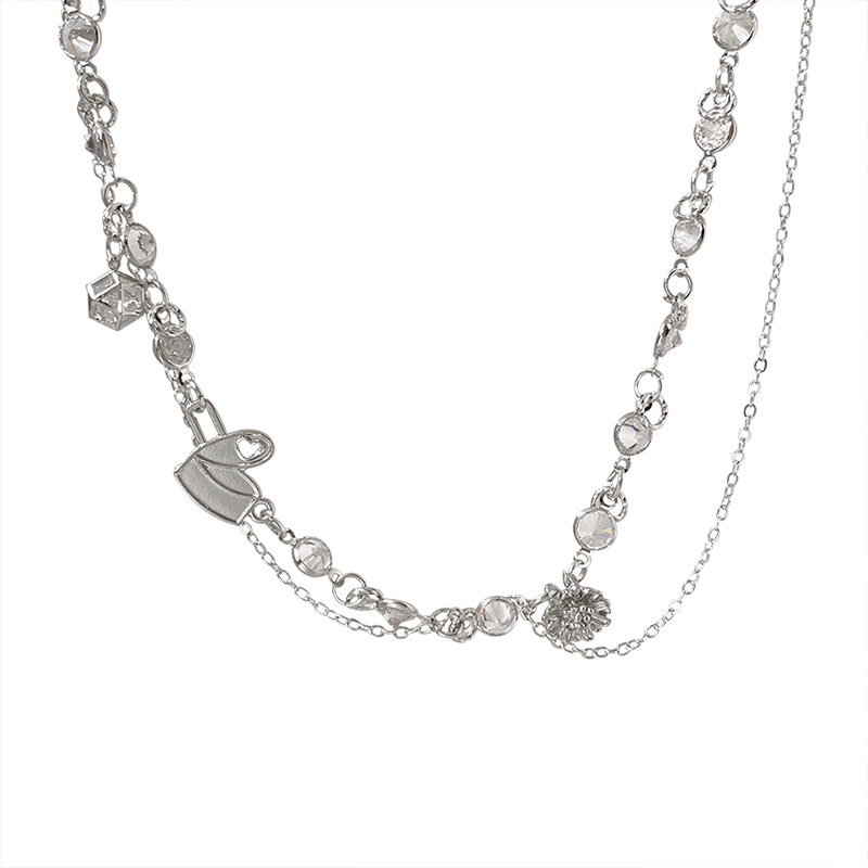 French retro new products stainless steel 14K gold devil's eye blue necklace women's light luxury clavicle chain accessories
French retro new products stainless steel 14K gold devil's eye blue necklace women's light luxury clavicle chain accessories
