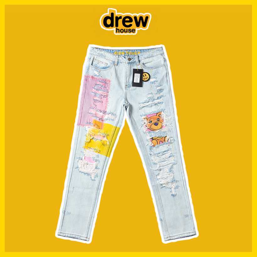 DrewHouse China Limited Cartoon Little Bear Spicy Ink Tear Hole Men and Women Couple Same Style Jeans, Light blue
DrewHouse China Limited Cartoon Little Bear Spicy Ink Tear Hole Men and Women Couple Same Style Jeans, Light blue