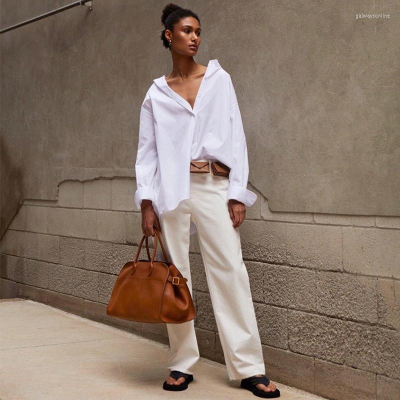 Duffel Bags 2023 Brand T R High Quality Genuine Leather Tote Bag 15 Village Large Capacity Minimalist Commuter Handbag, Camel cowhide
Duffel Bags 2023 Brand T R High Quality Genuine Leather Tote Bag 15 Village Large Capacity Minimalist Commuter Handbag, Camel cowhide