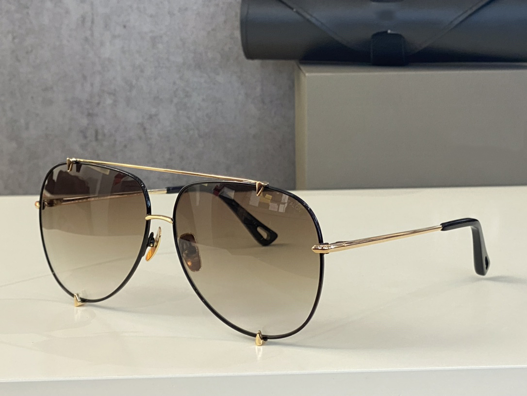 A DITA TALON 23007 size 62-11-135 TOP Original Designer Sunglasses for mens famous fashionable retro luxury brand eyeglass Fashion design womens sunglasses with box
A DITA TALON 23007 size 62-11-135 TOP Original Designer Sunglasses for mens famous fashionable retro luxury brand eyeglass Fashion design womens sunglasses with box