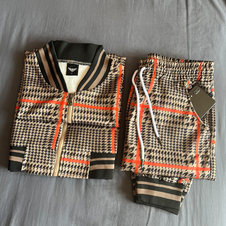 Men's Tracksuits Spring Tracksuit Sets Jogger Gyms Sportswear Casual Fashion Jacket High Quality Sweatpants 3D Plaid Male Sport Suit 230412
Men's Tracksuits Spring Tracksuit Sets Jogger Gyms Sportswear Casual Fashion Jacket High Quality Sweatpants 3D Plaid Male Sport Suit 230412