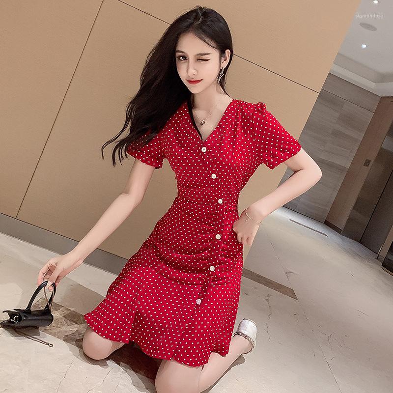 Party Dresses Chun Xia Is Fairy French Characteristics Of Female Temperament The 2023 Charge Show Thin Waist Dress Wave Point, Red
Party Dresses Chun Xia Is Fairy French Characteristics Of Female Temperament The 2023 Charge Show Thin Waist Dress Wave Point, Red