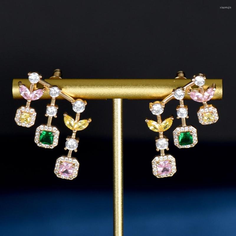 Stud Earrings Fashion Geometric Stick Micro Cubic Zirconia Pave Multicolor Women Wedding Bridal Party Engagement Earring Jewelry E-1078
Stud Earrings Fashion Geometric Stick Micro Cubic Zirconia Pave Multicolor Women Wedding Bridal Party Engagement Earring Jewelry E-1078
