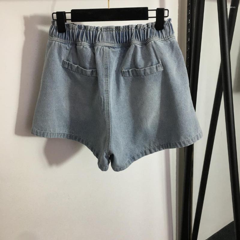 Women' Jeans 2023 Spring And Summer Denim Shorts Women' High Waist Showing Thin Spice Girl Pants Outside Wear Decorative Flowers
Women' Jeans 2023 Spring And Summer Denim Shorts Women' High Waist Showing Thin Spice Girl Pants Outside Wear Decorative Flowers
