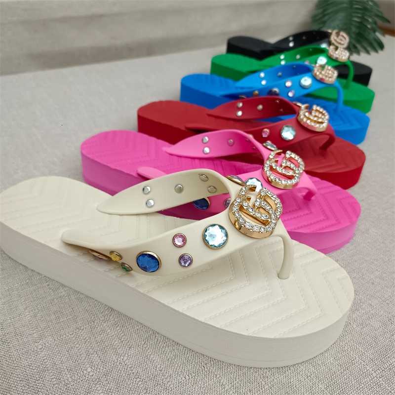 EVA rubber and plastic thick sole clip foot herringbone rhinestone fashionable beach slippers new style outdoor casual women's, Ivory4
EVA rubber and plastic thick sole clip foot herringbone rhinestone fashionable beach slippers new style outdoor casual women's, Ivory4