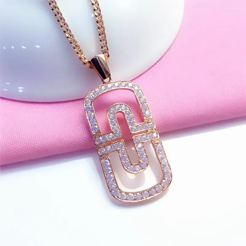 Chains 585 Purple Gold Plated 14K Rose Inlaid Crystal Geometric Necklace Pendant Fashion Couple Clavicle Chain Jewelry For Women
Chains 585 Purple Gold Plated 14K Rose Inlaid Crystal Geometric Necklace Pendant Fashion Couple Clavicle Chain Jewelry For Women