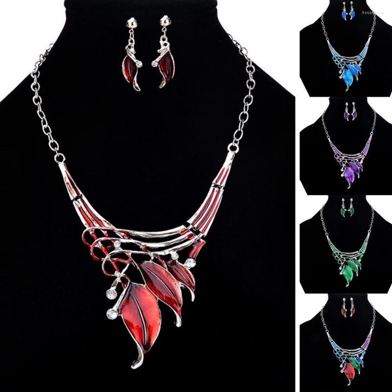Necklace Earrings Set 1 Dangle Oil-dropping Multi-layers Crossed Rhinestone Enamel Leaf Statement Kit Fashion Jewelry, Picture shown
Necklace Earrings Set 1 Dangle Oil-dropping Multi-layers Crossed Rhinestone Enamel Leaf Statement Kit Fashion Jewelry, Picture shown