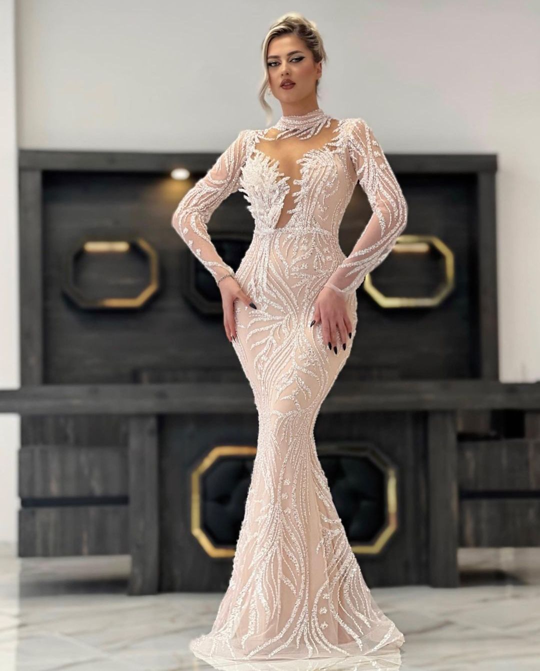 Luxury Mermaid Evening Dresses Long Sleeves V Neck Halter Appliques Sequins Floor Length 3D Lace Diamonds Sparkly Prom Dress Formal Gown Plus Size Gowns Party Dress, Dark red
Luxury Mermaid Evening Dresses Long Sleeves V Neck Halter Appliques Sequins Floor Length 3D Lace Diamonds Sparkly Prom Dress Formal Gown Plus Size Gowns Party Dress, Dark red