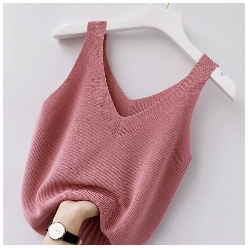 Camisoles Tanks Casaul Camisole Women Wear a Sleeveless Tops Ice Silk Inside Bottom and Wear the Korean V-neck Vertical Stripes Slim Tank 230413