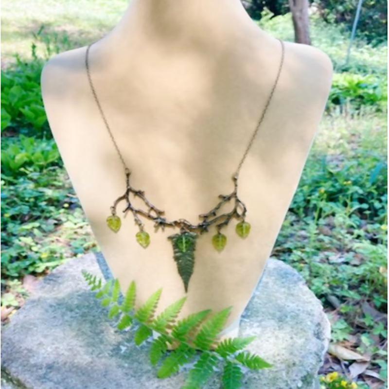 Pendant Necklaces Fern Leaf Branch Necklace - Fairy Bohemia Forest Witch Jewelry Plant NecklacePendant
Pendant Necklaces Fern Leaf Branch Necklace - Fairy Bohemia Forest Witch Jewelry Plant NecklacePendant