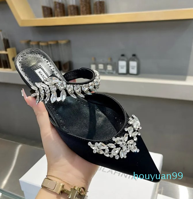 2023 Women snow beautiful Sandals High Heels Rubber Slide Sandal Platform Slipper Sizes 35-40, Brown
2023 Women snow beautiful Sandals High Heels Rubber Slide Sandal Platform Slipper Sizes 35-40, Brown