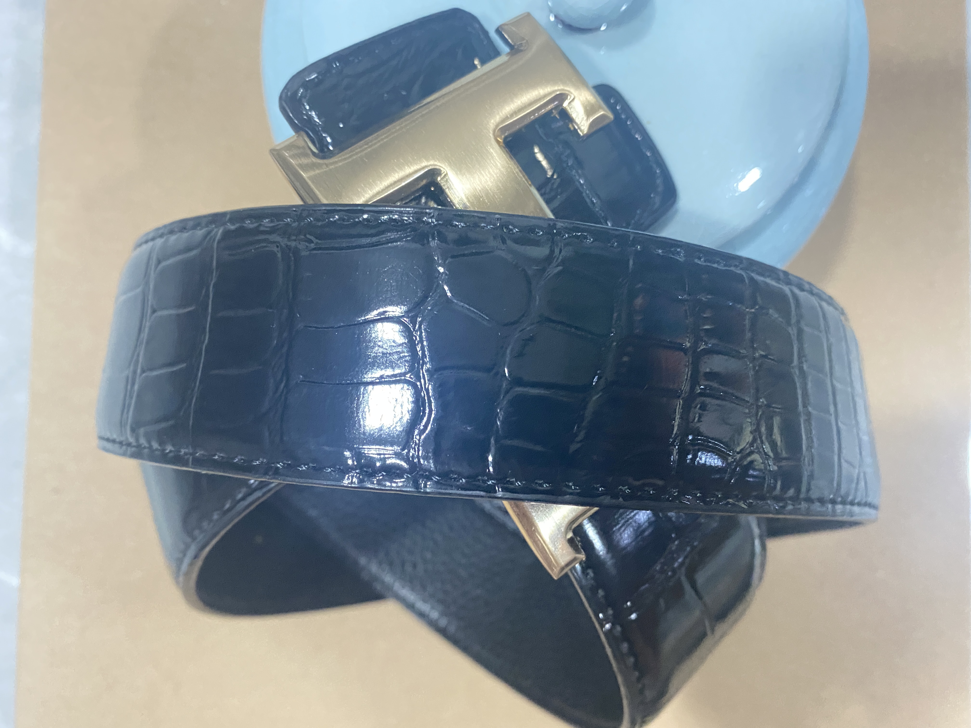 2023 Belt for Women Fashion H buckle genuine leather belt Width 38mm Highly Quality designer Brilliant Colorful Coating men women H belts, Belt no box
2023 Belt for Women Fashion H buckle genuine leather belt Width 38mm Highly Quality designer Brilliant Colorful Coating men women H belts, Belt no box