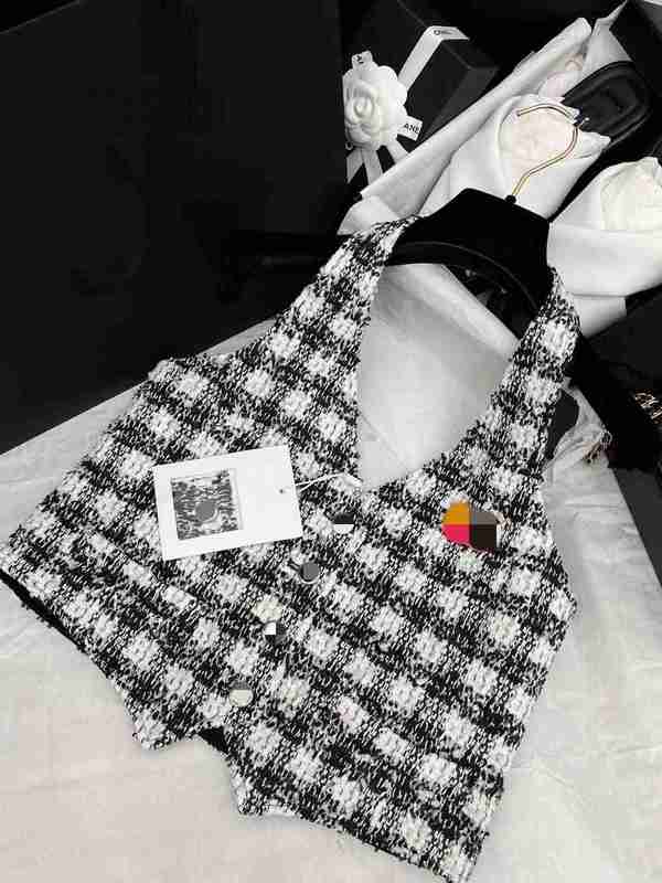 Women's Tanks & Camis designer 23 Spring summer French chic black white woven plaid hanging neck style backless tweed vest 2HEU, Black5
Women's Tanks & Camis designer 23 Spring summer French chic black white woven plaid hanging neck style backless tweed vest 2HEU, Black5