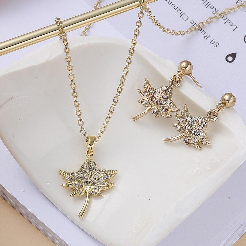 Necklace Earrings Set Rhinestone Leaves Pendant Earring Fashion Gold Color For Women Wedding Accessories, Picture shown
Necklace Earrings Set Rhinestone Leaves Pendant Earring Fashion Gold Color For Women Wedding Accessories, Picture shown
