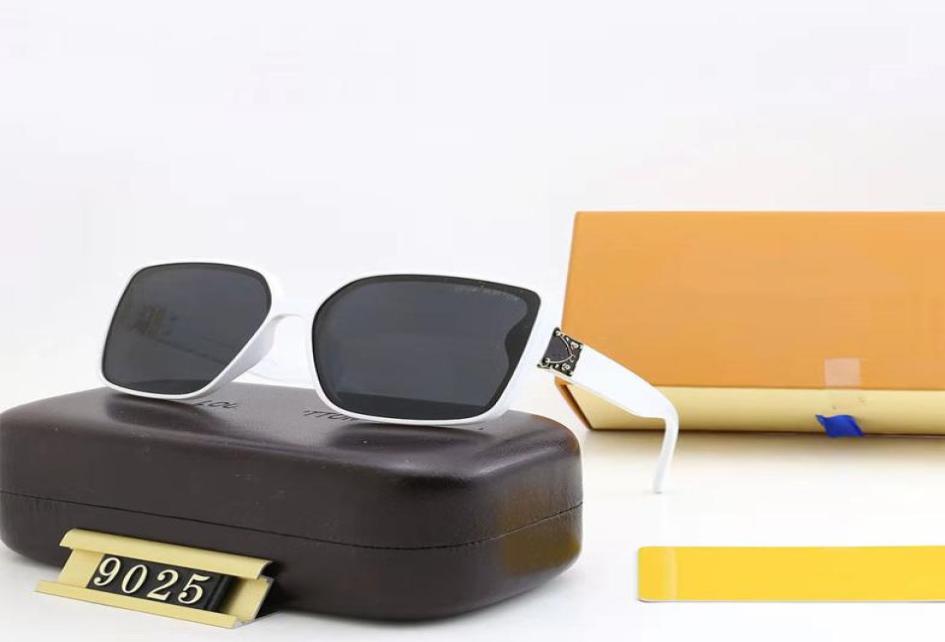 2021 Summer Mens Womens Sunglasses Glasses Eyewear Gold Frame Glass Lens Brand Designer Round spectacles accessories NO BOX3209248
2021 Summer Mens Womens Sunglasses Glasses Eyewear Gold Frame Glass Lens Brand Designer Round spectacles accessories NO BOX3209248