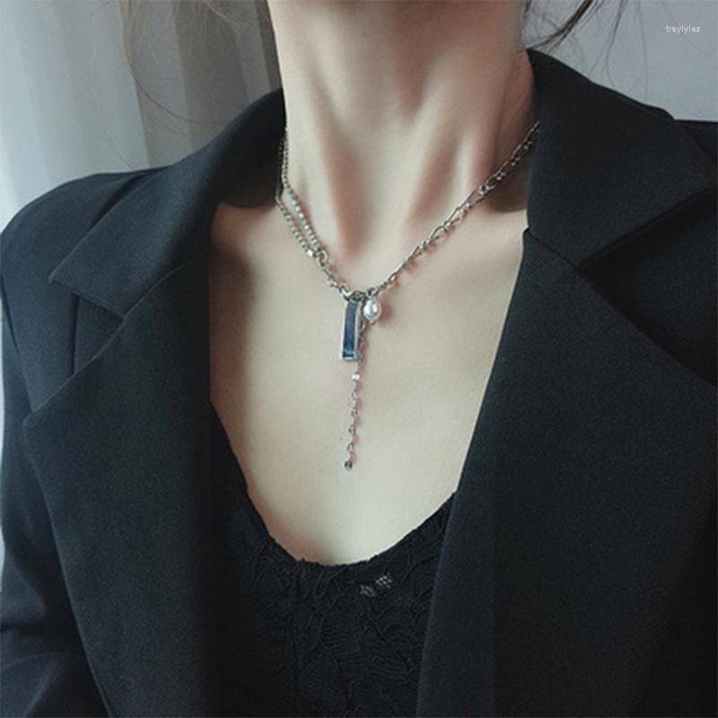 Chains Creative Goth Pearl Women's Neck Chain Fashion Choker With Rhinestones Aesthetic Tassel Geometric Pendant Women Jewelry Gift
Chains Creative Goth Pearl Women's Neck Chain Fashion Choker With Rhinestones Aesthetic Tassel Geometric Pendant Women Jewelry Gift
