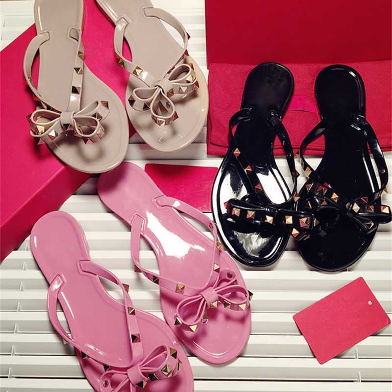 summer new women's shoes rivet bow flat bottom anti-skid sandals jelly rubber beach, Black
summer new women's shoes rivet bow flat bottom anti-skid sandals jelly rubber beach, Black