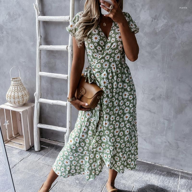 Party Dresses Spring Retro Daisy Print Wrap Dress Women Casual Lace-up Belted Long Summer Short Sleeve Loose Maxi Beach 2XL, 04 blue
Party Dresses Spring Retro Daisy Print Wrap Dress Women Casual Lace-up Belted Long Summer Short Sleeve Loose Maxi Beach 2XL, 04 blue