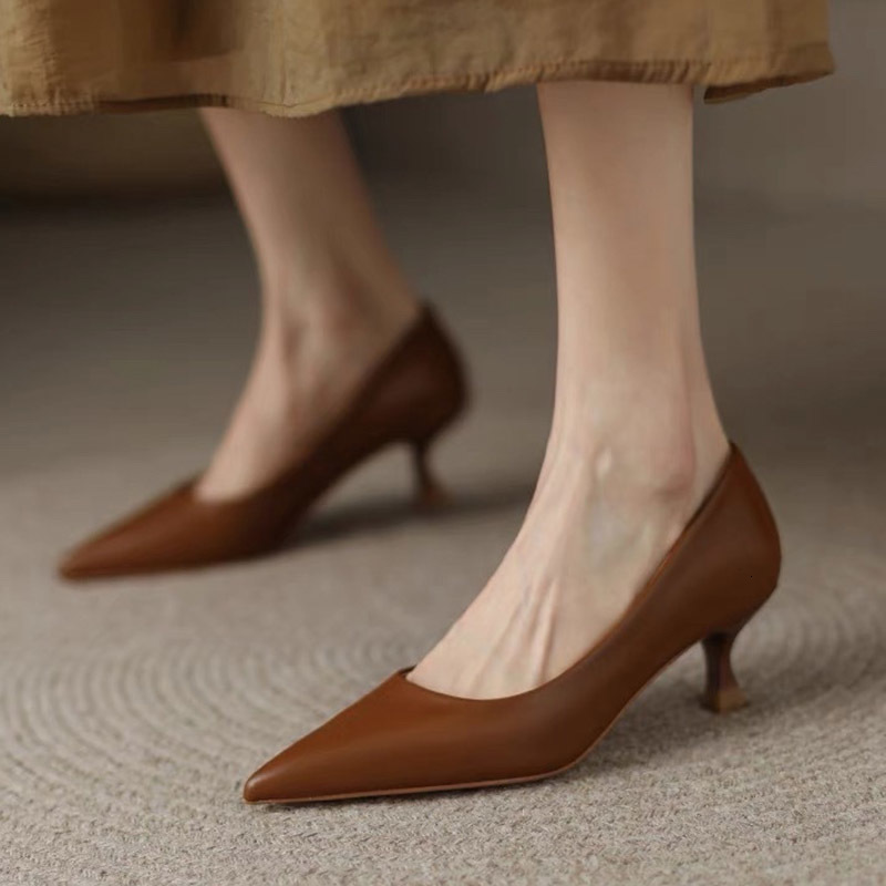 Dress Shoes Plus Size Women Pumps Pointed Toe Boat Shoes Mid Heels Basic Pumps Slip on tacones mujer Black Singe Shoes escarpins femme 9875N 230413, Pu black
Dress Shoes Plus Size Women Pumps Pointed Toe Boat Shoes Mid Heels Basic Pumps Slip on tacones mujer Black Singe Shoes escarpins femme 9875N 230413, Pu black