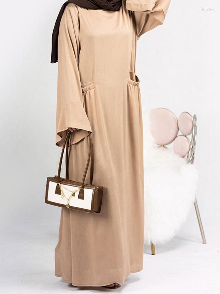 Ethnic Clothing Ramadan Abaya Muslim Long Dress Women Flare Sleeve Jilbab Prayer Robe African Dresses Islamic Dubai Turkish Modest Abayas
Ethnic Clothing Ramadan Abaya Muslim Long Dress Women Flare Sleeve Jilbab Prayer Robe African Dresses Islamic Dubai Turkish Modest Abayas