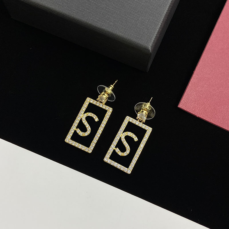 Square Golden Stud Earrings Womens Full Diamond Letter Earrings High quality Pendant Stud Earring Exquisite Versatile