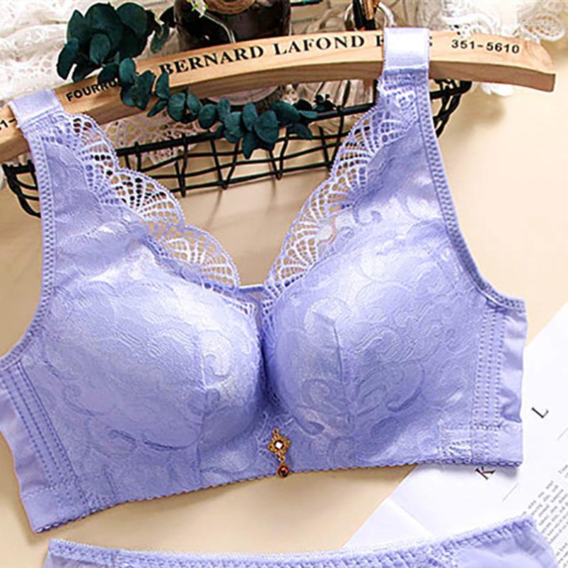 Bras Sexy Bra Women Lace Push Up Bralette Wire Free Mesh Plus Size Lingerie Solid Color Seamless Thin Wireless Soft Floral A B C Cup, Beige
Bras Sexy Bra Women Lace Push Up Bralette Wire Free Mesh Plus Size Lingerie Solid Color Seamless Thin Wireless Soft Floral A B C Cup, Beige