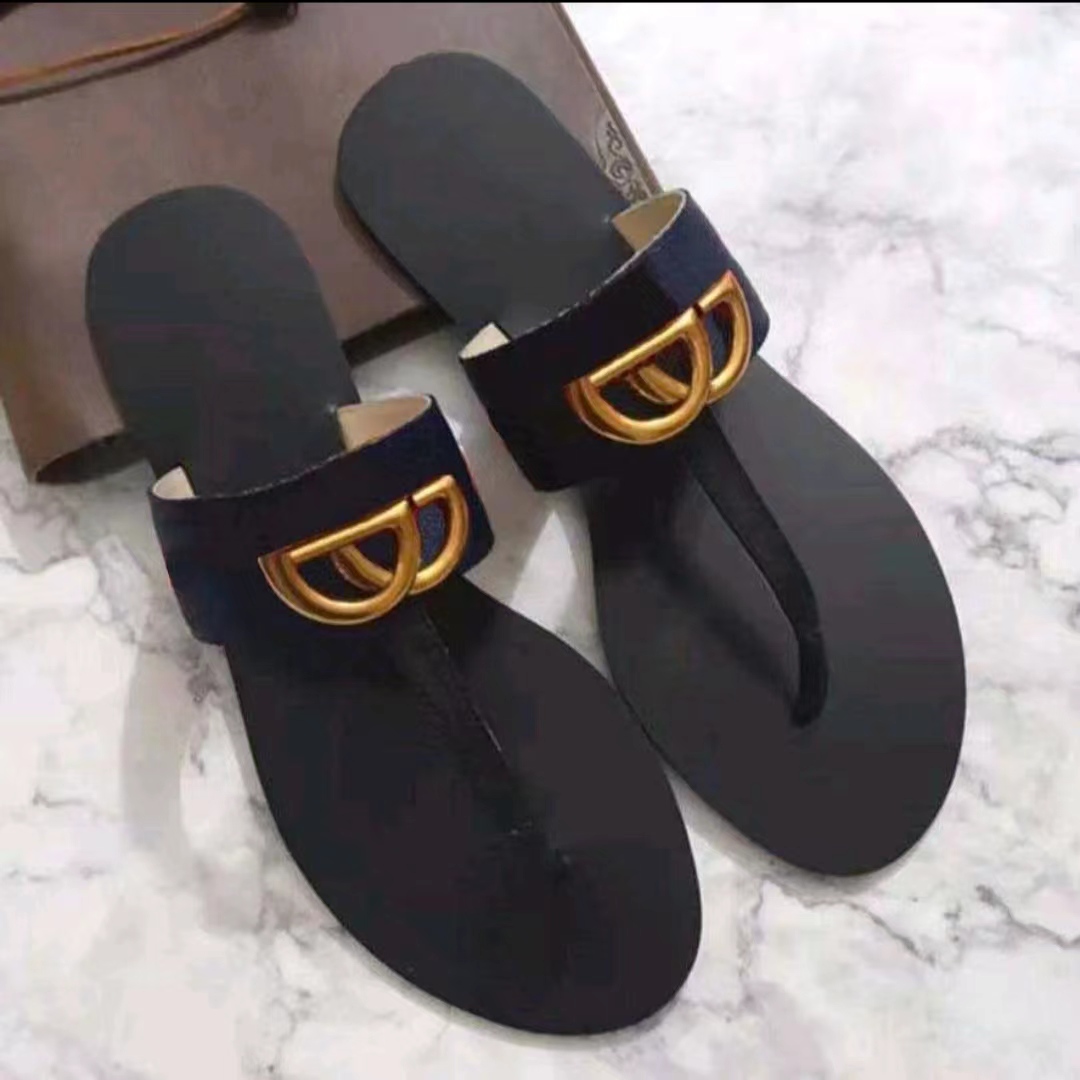 Designer Sandal Slides Metallic Slide Sandals Flip Flops Slippers For Women Casual Summer Girls Beach Walk Slippers Fashion Low heel Flat slipper Shoes Size 37-42, Light tan
Designer Sandal Slides Metallic Slide Sandals Flip Flops Slippers For Women Casual Summer Girls Beach Walk Slippers Fashion Low heel Flat slipper Shoes Size 37-42, Light tan