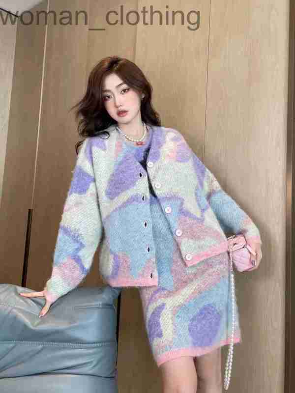 Women' Jackets DesignerLoe brand jacket 2022 New Women' Autumn Winter Fashion unicorn Print coat classic Designer top-grade DB59, Logo-loe
Women' Jackets DesignerLoe brand jacket 2022 New Women' Autumn Winter Fashion unicorn Print coat classic Designer top-grade DB59, Logo-loe