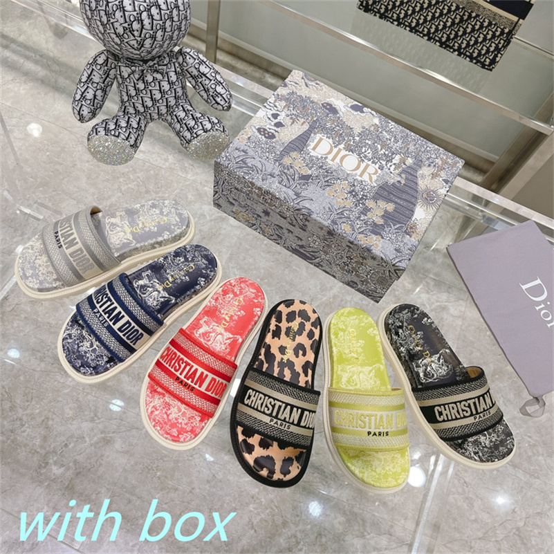 Christian Dior Designer Luxury Slipper Rubber Slides Men Sandal Sandals Women Flip Flop Woolen Slippers Casual Shoes Sneakers Boots By shoebrand Size 35-41
Christian Dior Designer Luxury Slipper Rubber Slides Men Sandal Sandals Women Flip Flop Woolen Slippers Casual Shoes Sneakers Boots By shoebrand Size 35-41