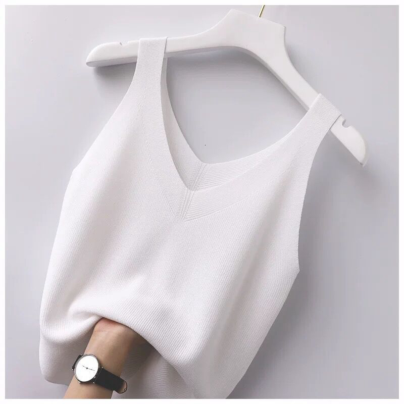 Camisoles Tanks Casaul Camisole Women Wear a Sleeveless Tops Ice Silk Inside Bottom and Wear the Korean V-neck Vertical Stripes Slim Tank 230413