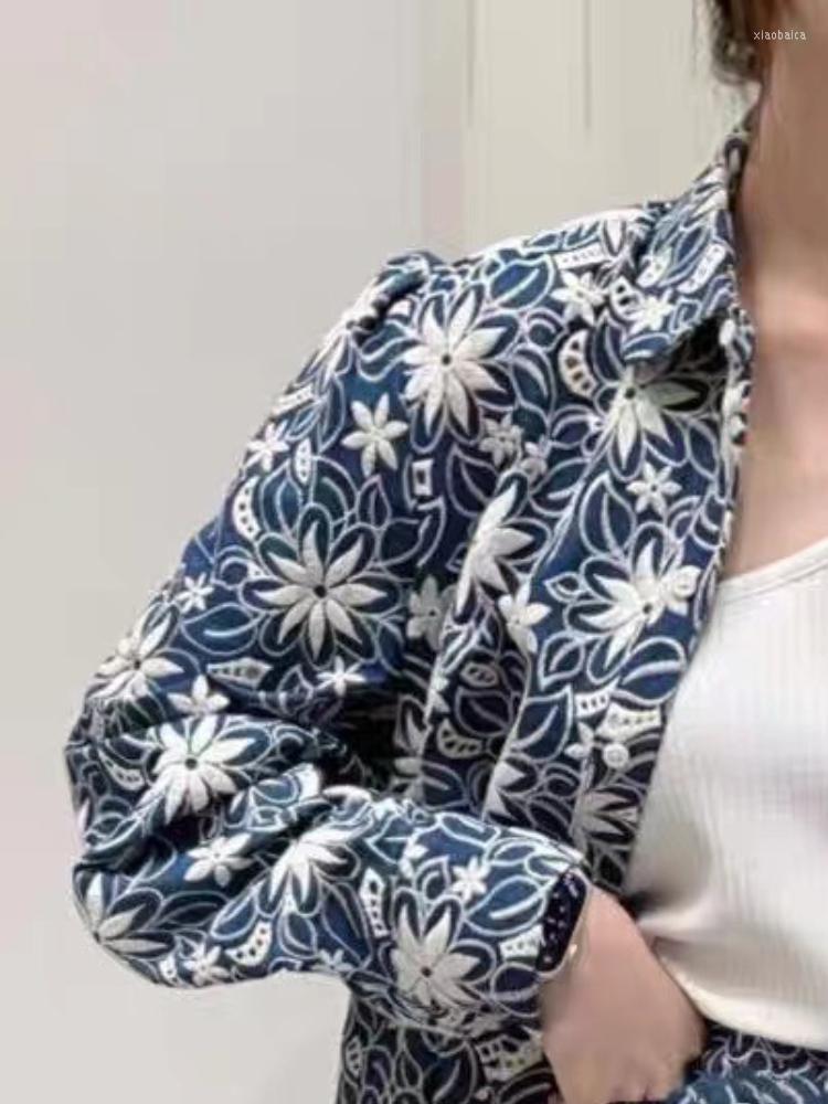 Women' Tracksuits Women' Floral Embroidery Three-dimensional Decoration Suits Vintage Lapel Shirt Blouse Shorts 2023 Spring Summer, Kno0629-2 shorts
Women' Tracksuits Women' Floral Embroidery Three-dimensional Decoration Suits Vintage Lapel Shirt Blouse Shorts 2023 Spring Summer, Kno0629-2 shorts