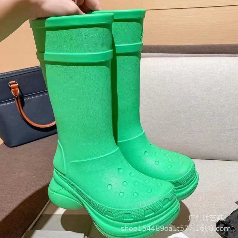 Autumn and Winter 2023 New Paris Water Boots Thick Sole Anti slip Street British Ashgo Same Hole Shoes Rain, Brown
Autumn and Winter 2023 New Paris Water Boots Thick Sole Anti slip Street British Ashgo Same Hole Shoes Rain, Brown