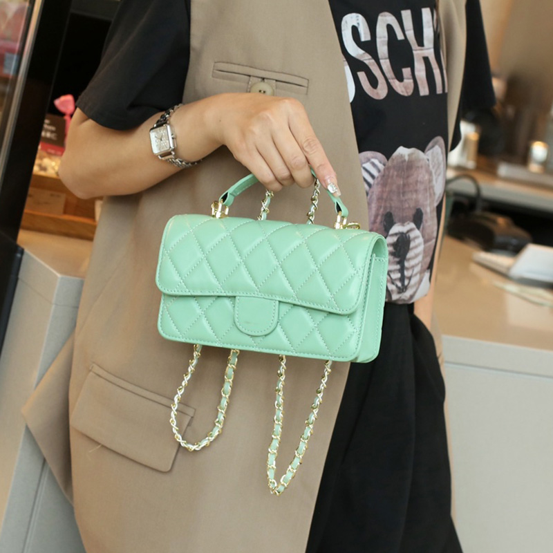 23Ss Womens Classic Mini Flap Top Hand Bags Lambskin Genuine Leather Gold Metal Hardware Matelasse Chain Crossbody Handbags Outdoor Trends Cosmetic Case 19x11x4cm, Box
23Ss Womens Classic Mini Flap Top Hand Bags Lambskin Genuine Leather Gold Metal Hardware Matelasse Chain Crossbody Handbags Outdoor Trends Cosmetic Case 19x11x4cm, Box