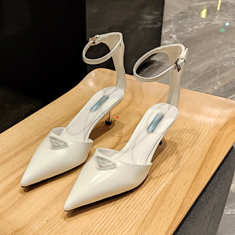 2023 With Box Stiletto Heel shoe Spring Summer Elegant Styles Women Rhinestone high Heels Crystals Pointed Toe Mesh Pumps Soles Sandals High Heels Size 35-40 -241, Picture color
2023 With Box Stiletto Heel shoe Spring Summer Elegant Styles Women Rhinestone high Heels Crystals Pointed Toe Mesh Pumps Soles Sandals High Heels Size 35-40 -241, Picture color