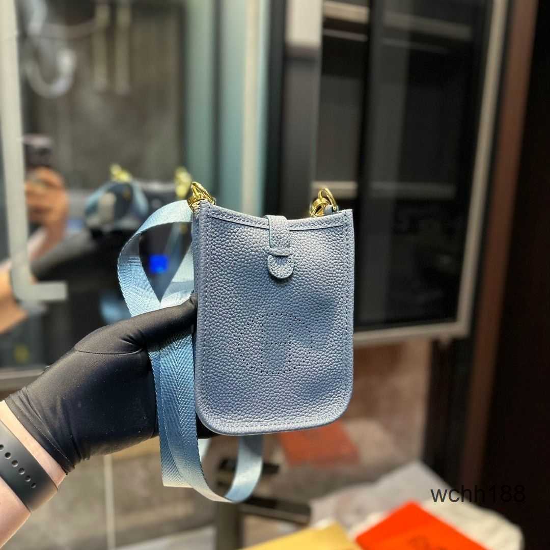 Evelyns Crossbody Leather Phone Designer Soft Bag Tote Bags Mini Small 2023 Super Herma Hollow Pure h Letter Cutie Shoulder Handbags Drvj, Blue
Evelyns Crossbody Leather Phone Designer Soft Bag Tote Bags Mini Small 2023 Super Herma Hollow Pure h Letter Cutie Shoulder Handbags Drvj, Blue