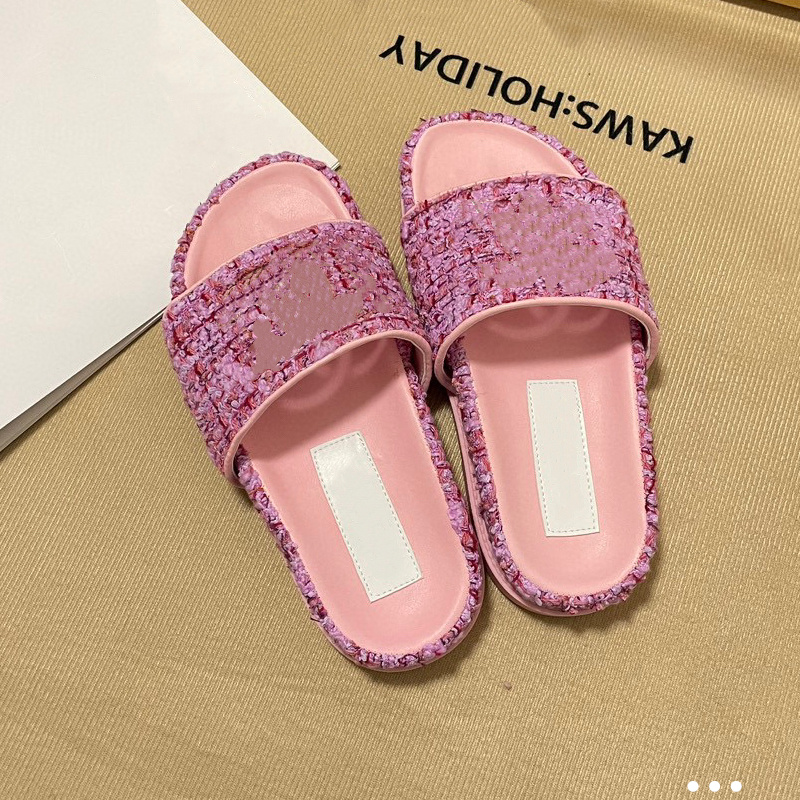 

New Slippers Hoof Heightening Middle Heel Height Fashion Color Matching Decorative Pattern Lazy Beach Cool Outdoor Women's Summer Shoes Size:35-40, White