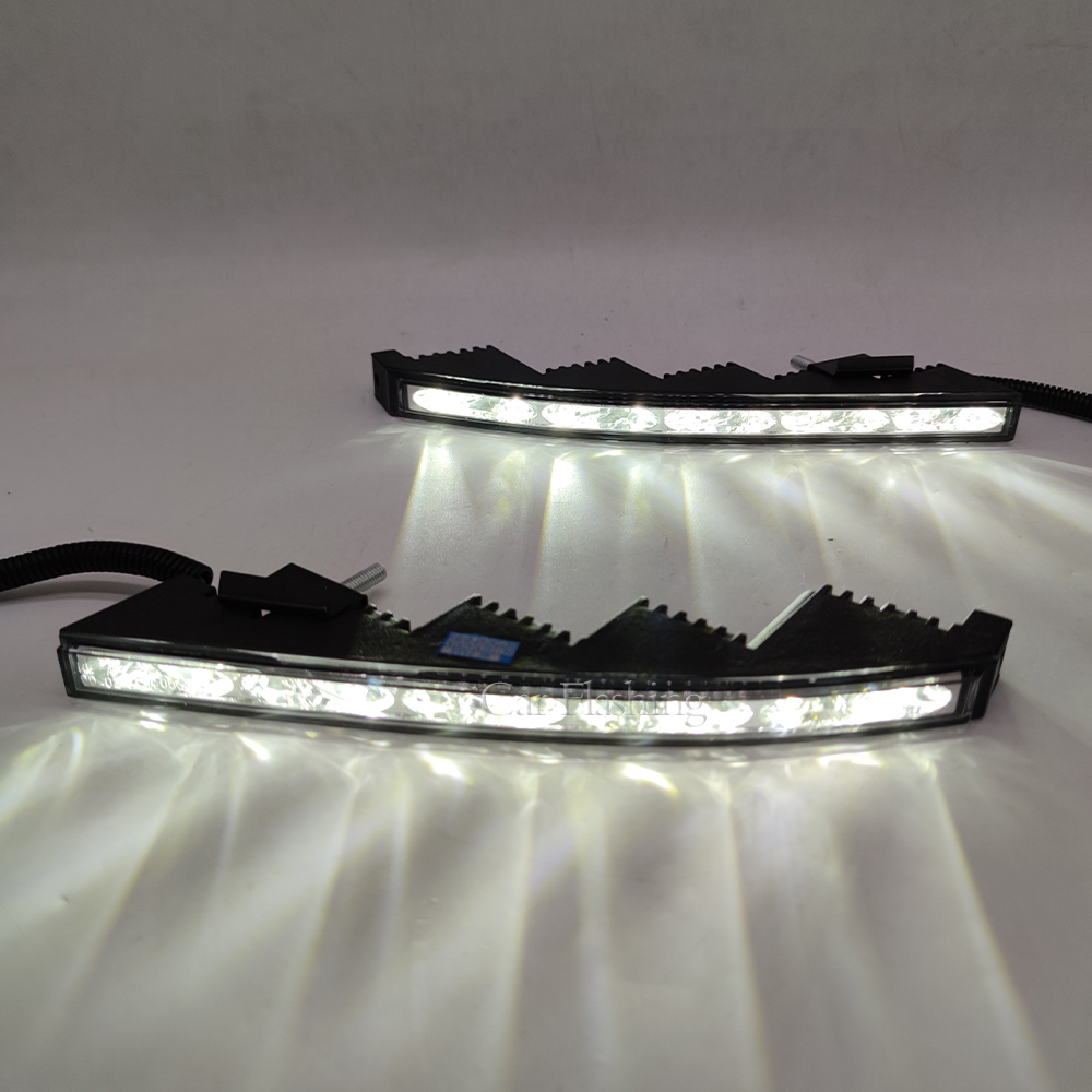Car LED DRL Daylights For Toyota Land Cruiser FJ200 2008 2009 2010 2011 2012 2013 Daytime Running light Front Bumper Fog lamp