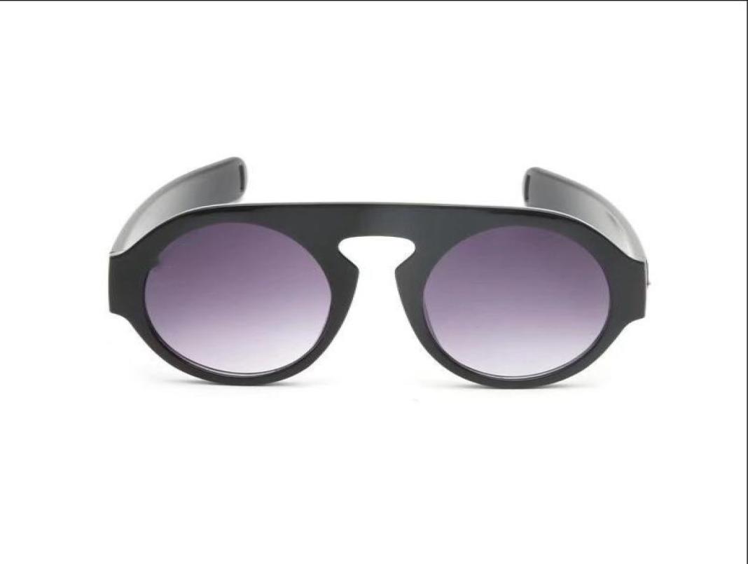 1pcs Fashion Round Sunglasses Eyewear Sun Glasses Designer Brand Black Metal Frame Dark 50mm Glass Lenses For Mens Womens Better B8128079
1pcs Fashion Round Sunglasses Eyewear Sun Glasses Designer Brand Black Metal Frame Dark 50mm Glass Lenses For Mens Womens Better B8128079