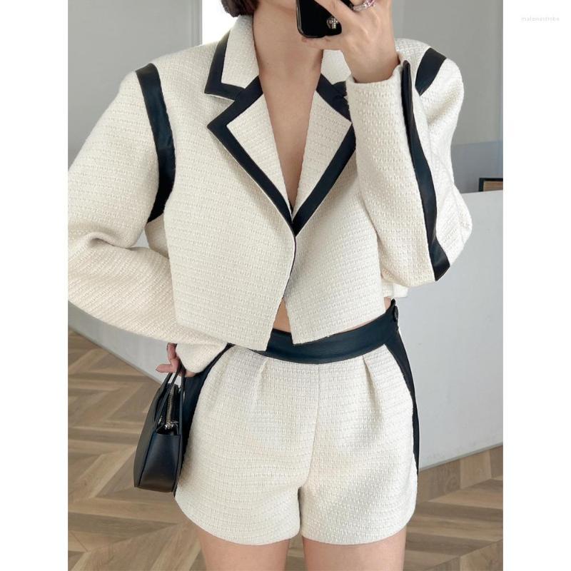 Women' Tracksuits White Denim Stitching Texture Leather Mini Suit Straight Shorts Casual Set, Black
Women' Tracksuits White Denim Stitching Texture Leather Mini Suit Straight Shorts Casual Set, Black