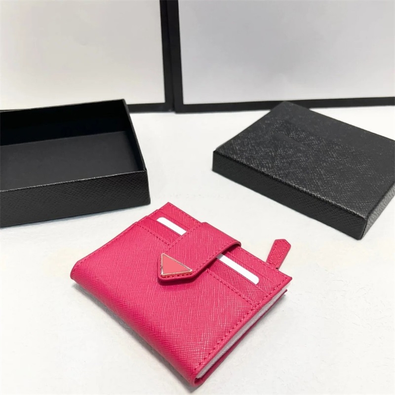 Pretty saffiano leather card holder triangle tag with letter wallets delicate luxury designers for mens square money clip senior feel purses simple XB017 E23, 1#
Pretty saffiano leather card holder triangle tag with letter wallets delicate luxury designers for mens square money clip senior feel purses simple XB017 E23, 1#