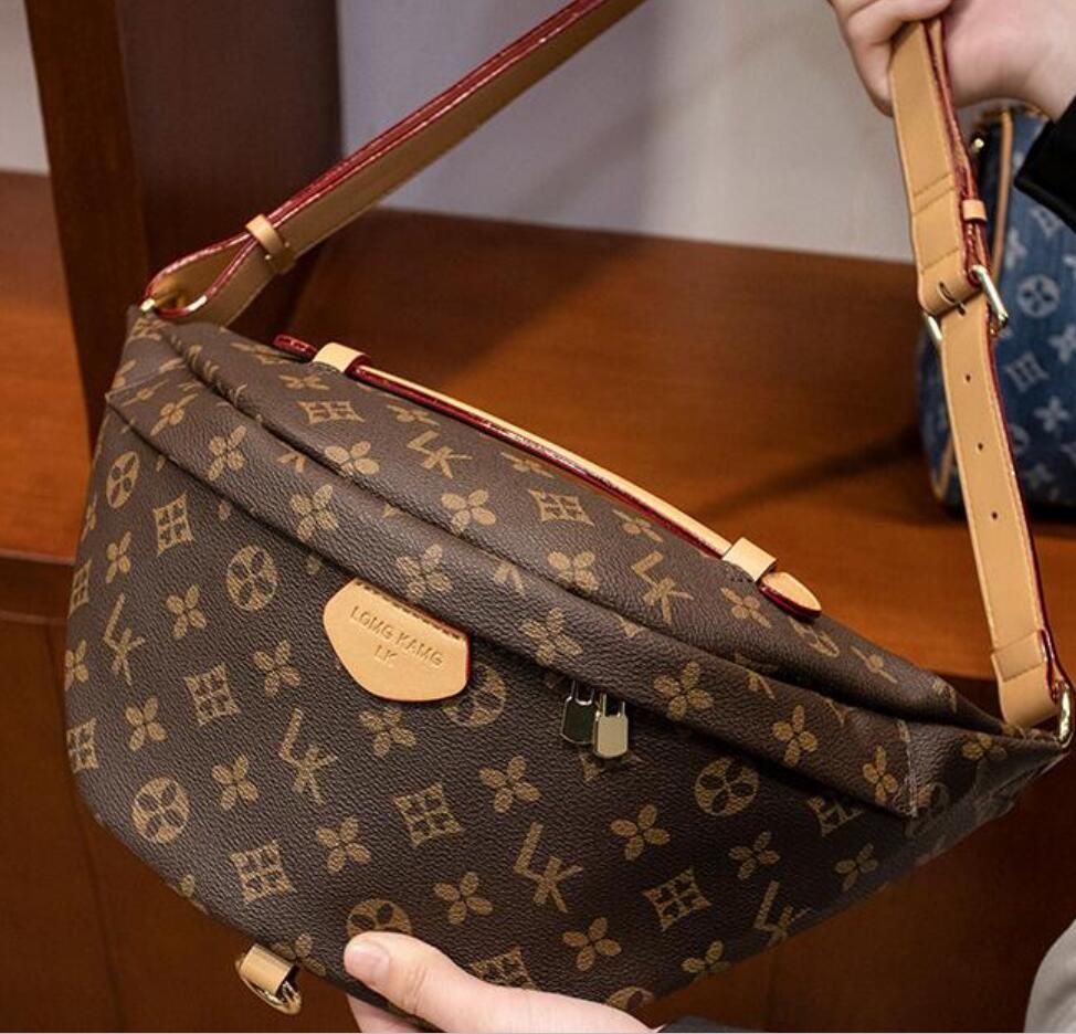 Luxury Designer BUMBAG ToteS Waist Bag Crossbody Leather Fashion Bag Tote Women's Purse Pocket Handbag, Black 
Luxury Designer BUMBAG ToteS Waist Bag Crossbody Leather Fashion Bag Tote Women's Purse Pocket Handbag, Black