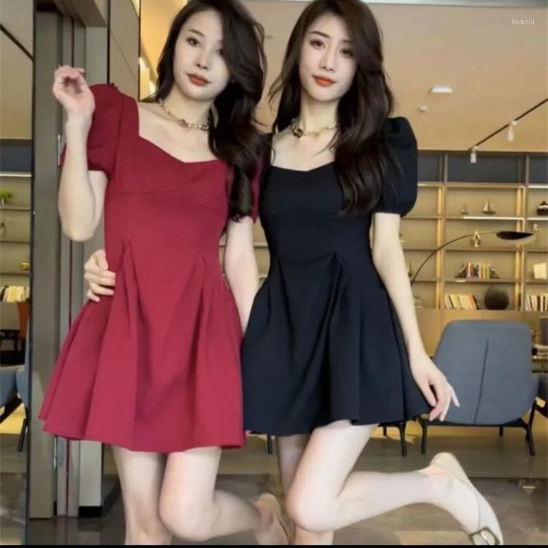 Casual Dresses Korean Fashion Elegant Women Dress Summer Tunic Pleated Short Vintage Square-cut Collar Puff Sleeve 2023, High quality fabric
Casual Dresses Korean Fashion Elegant Women Dress Summer Tunic Pleated Short Vintage Square-cut Collar Puff Sleeve 2023, High quality fabric