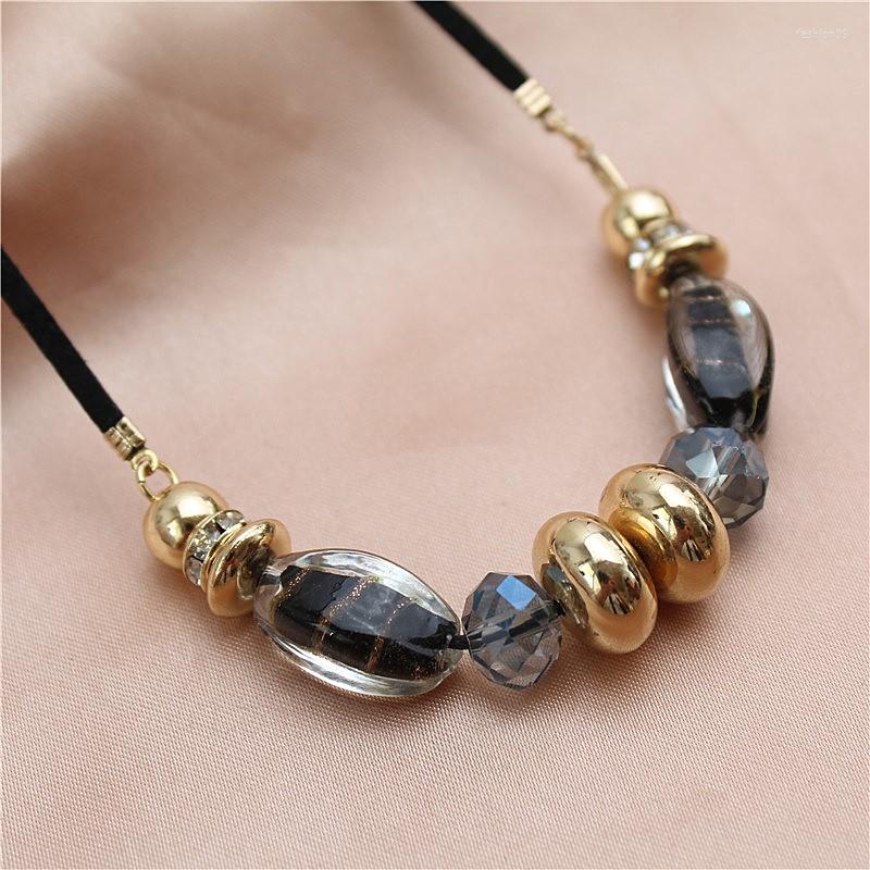 Chains European And American Style Leather Rope Necklace Crystal Glass Beads Simple Fashion Elegant For Women
Chains European And American Style Leather Rope Necklace Crystal Glass Beads Simple Fashion Elegant For Women