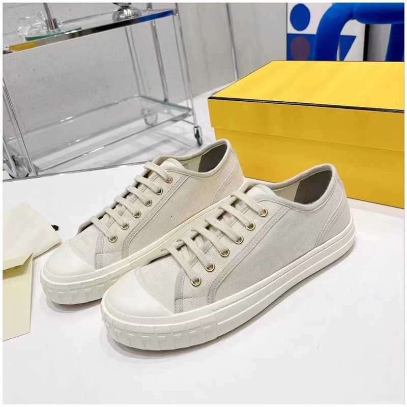 2023 autumn new old flower canvas shoes female embroidery low top student leisure sports flat, Black
2023 autumn new old flower canvas shoes female embroidery low top student leisure sports flat, Black