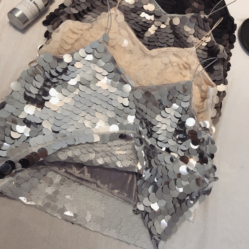 Camisoles Tanks Fashion Women Sequined Tank Top Summer Sexy V Neck Strap Club wear Girls Sequin Sleeveless Short Camisole Vest Tops 230413