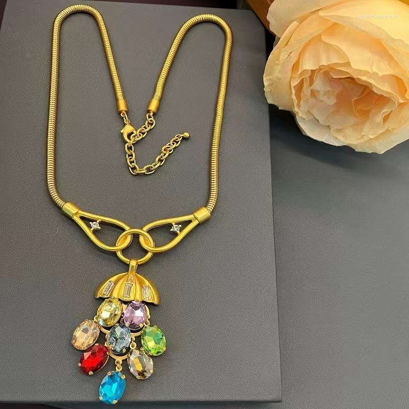 Pendant Necklaces Medieval Vintage Colored Zircon Long Tassel Necklace With Versatile Temperament
Pendant Necklaces Medieval Vintage Colored Zircon Long Tassel Necklace With Versatile Temperament